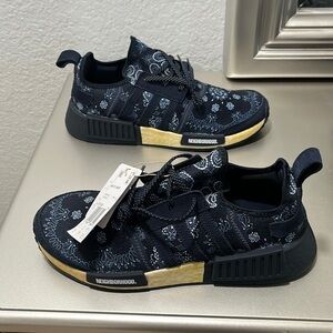 NMD R1 Mens Size 7.5 Brand New No Box Neighborhood Paisley GY4158